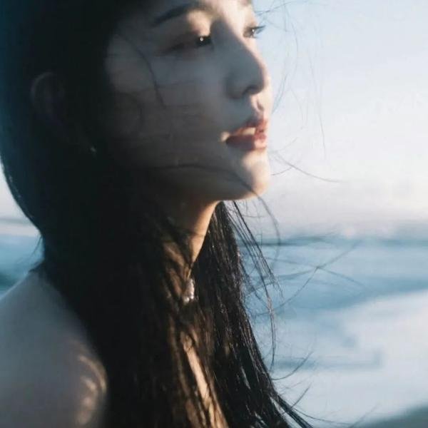 疑云背后